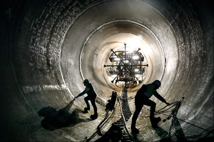 Construção do complexo hidroelétrico