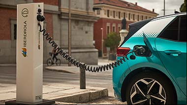 Por que eu deveria comprar um carro elétrico?