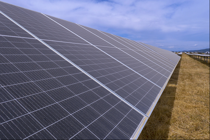 La planta fotovoltaica Francisco Pizarro abastecerá a más de 334.000 hogares y evitará la emisión de 150.000 toneladas de CO2 al año