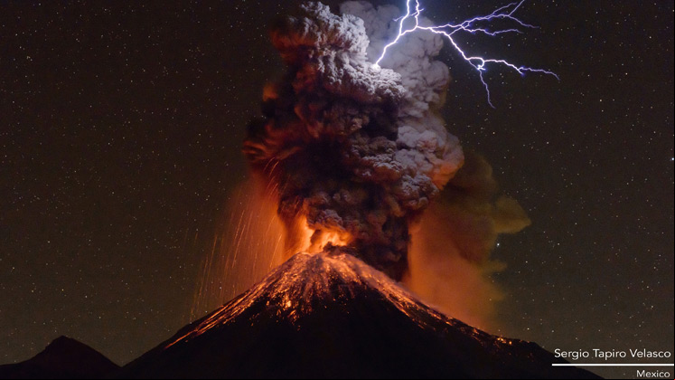 'Light belongs to heaven', Sergio Tapiro Velasco (México), ganador de la categoría Fotografía de montaña, IMS Photo Contest 2017.