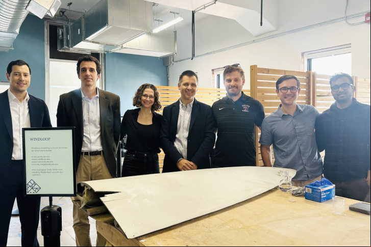 Equipe da WindLoop se une à Iberdrola nos EUA para reciclagem de pás