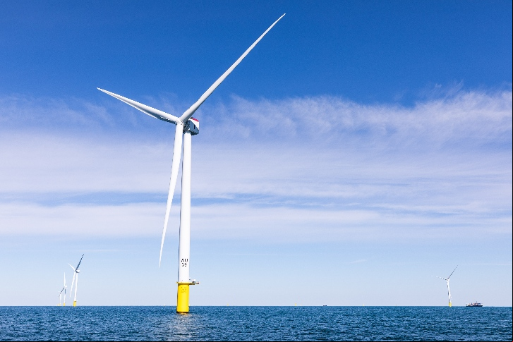 A instalação já fornece energia limpa suficiente para abastecer mais de 64.000 residências e empresas.