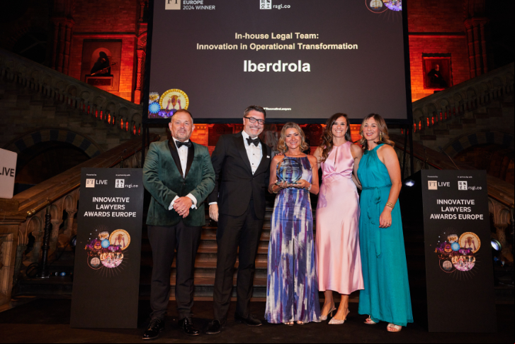 Iberdrola Legal Hub recebe Prêmio Financial Times Innovative Lawyers na categoria Transformação Operacional