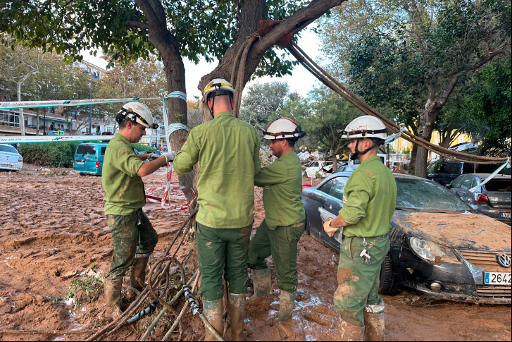 We continue to work tirelessly to restore power to those affected.