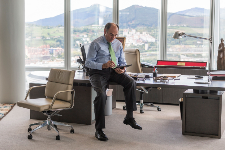 Iberdrola places €800 million hybrid green bond