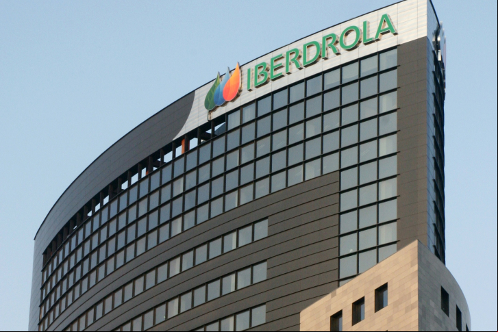 O primeiro encontro, que será realizado amanhã em Valência, terá como foco as medidas que a Iberdrola está implementando nessa comunidade autônoma para a reconstrução da rede elétrica afetada pela DANA.