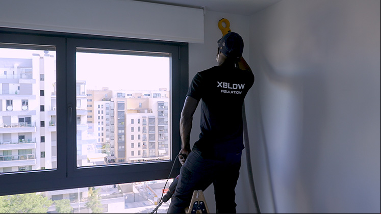 Iberdrola promotes thermal insulation to help families reduce their energy costs by 30%