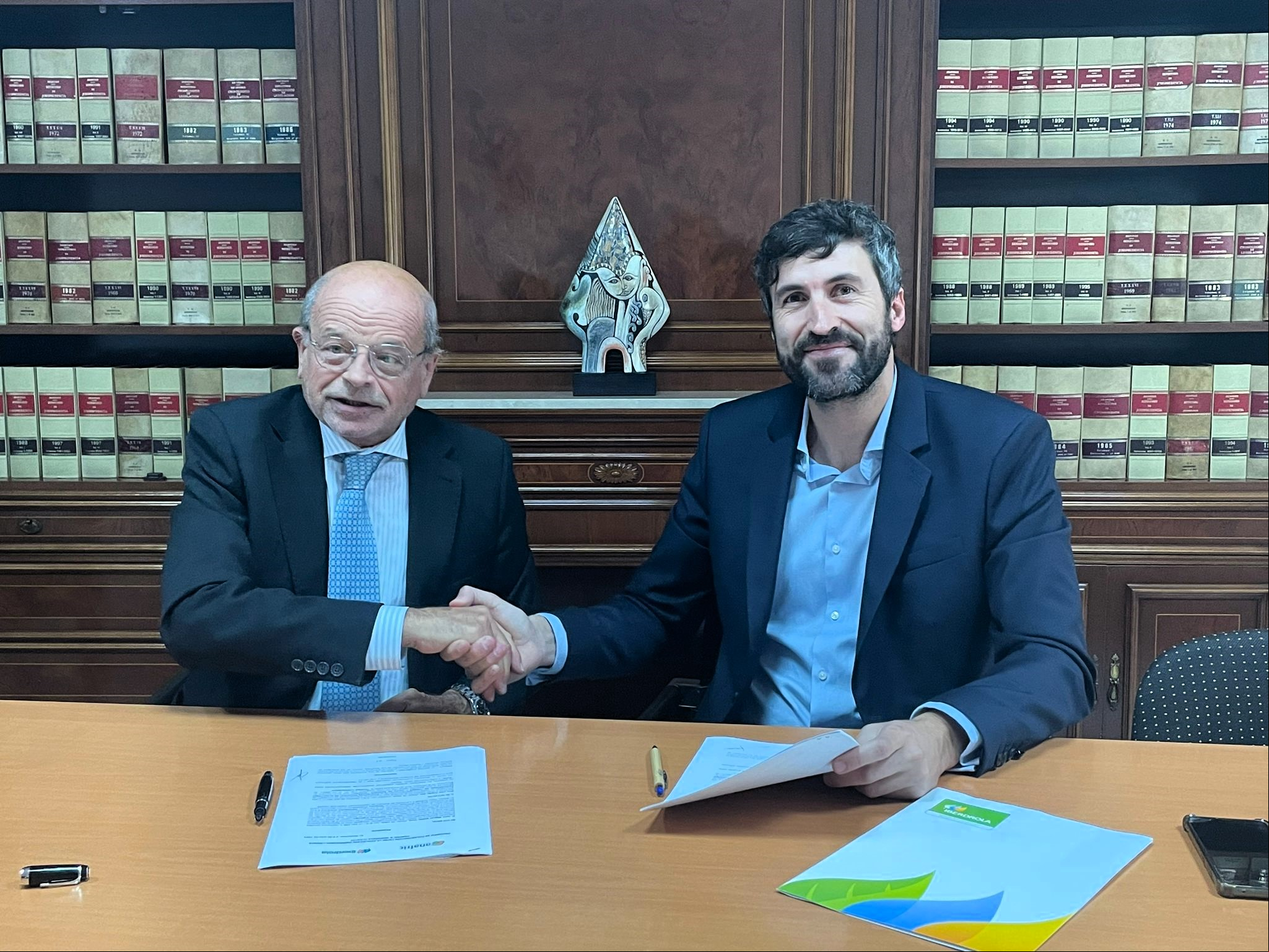 Iberdrola España and ANAFRIC sign agreement to promote electrification and decarbonisation
